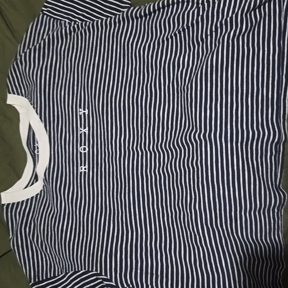 Roxy T Shirt Size Medium